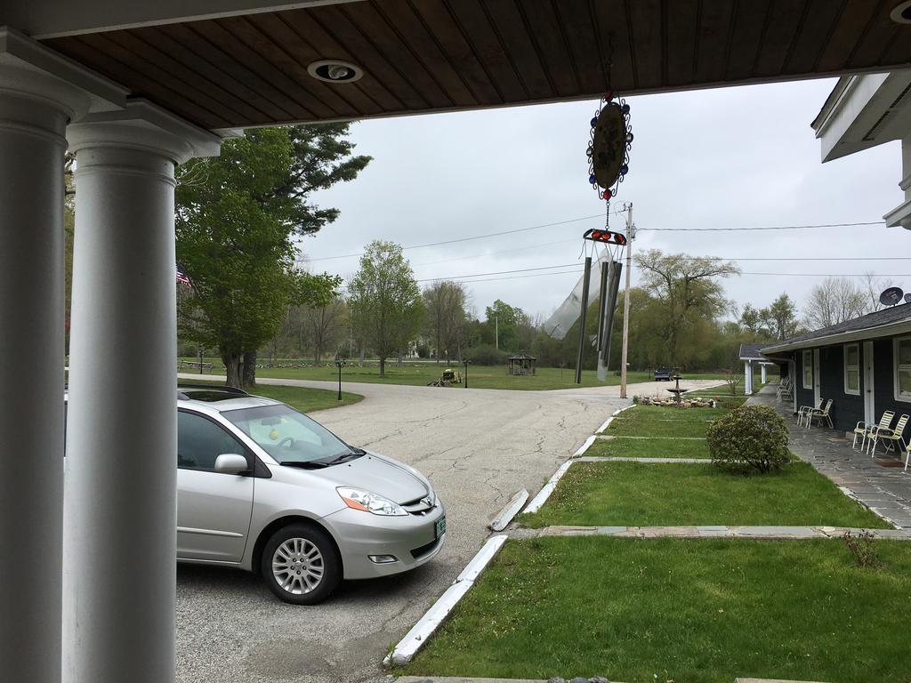 Weathervane Motel Манчестер Экстерьер фото